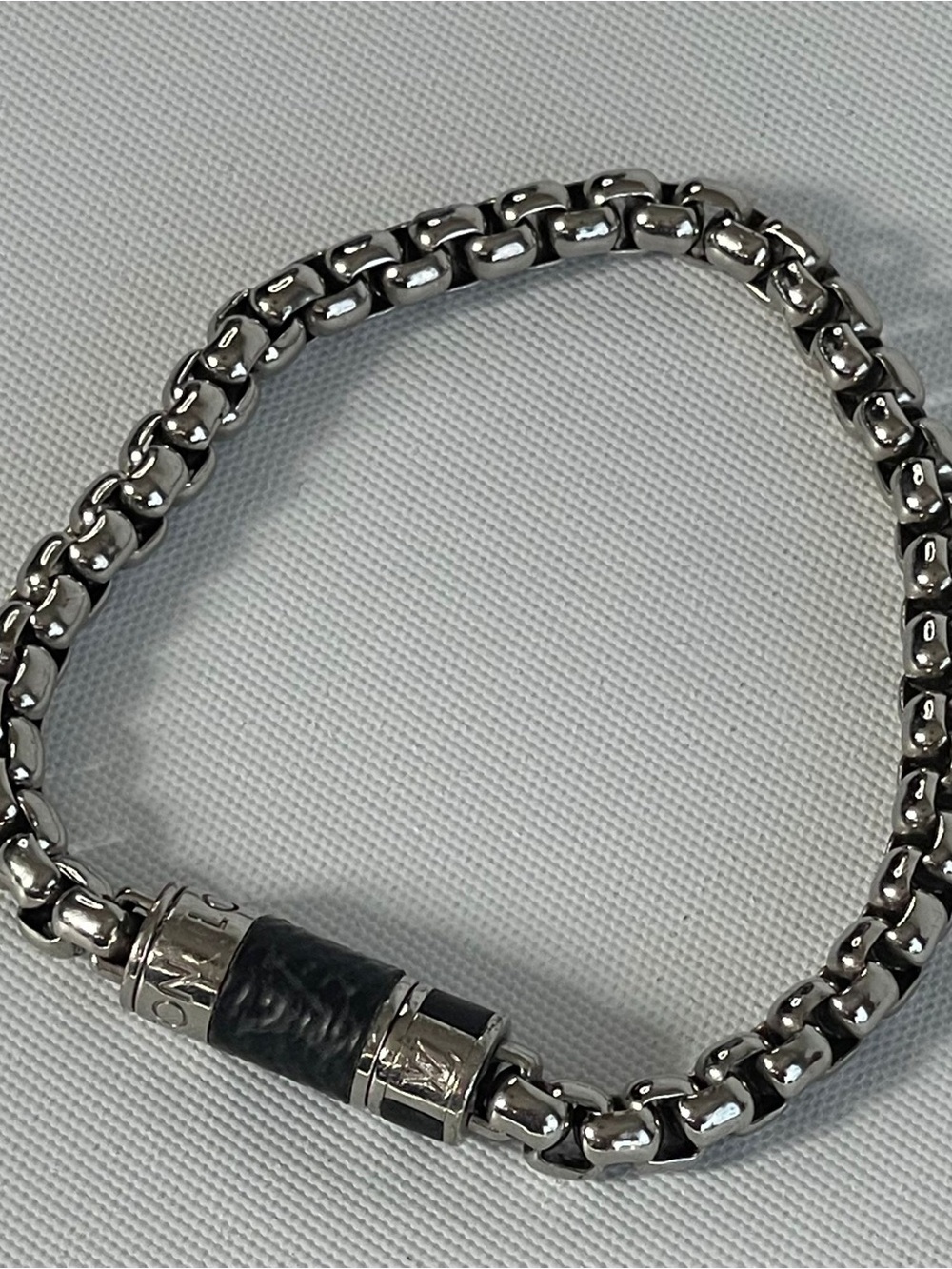 Louis Vuitton Silver Chain Bracelet with Black Leather Detail - Picture 2 of 7